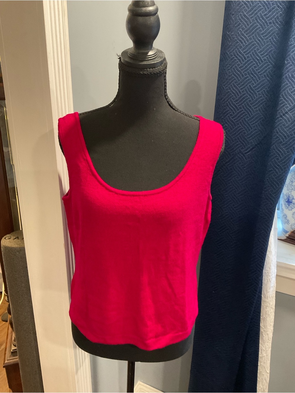 St. John Vintage Knit Tank In Raspberry Sz S